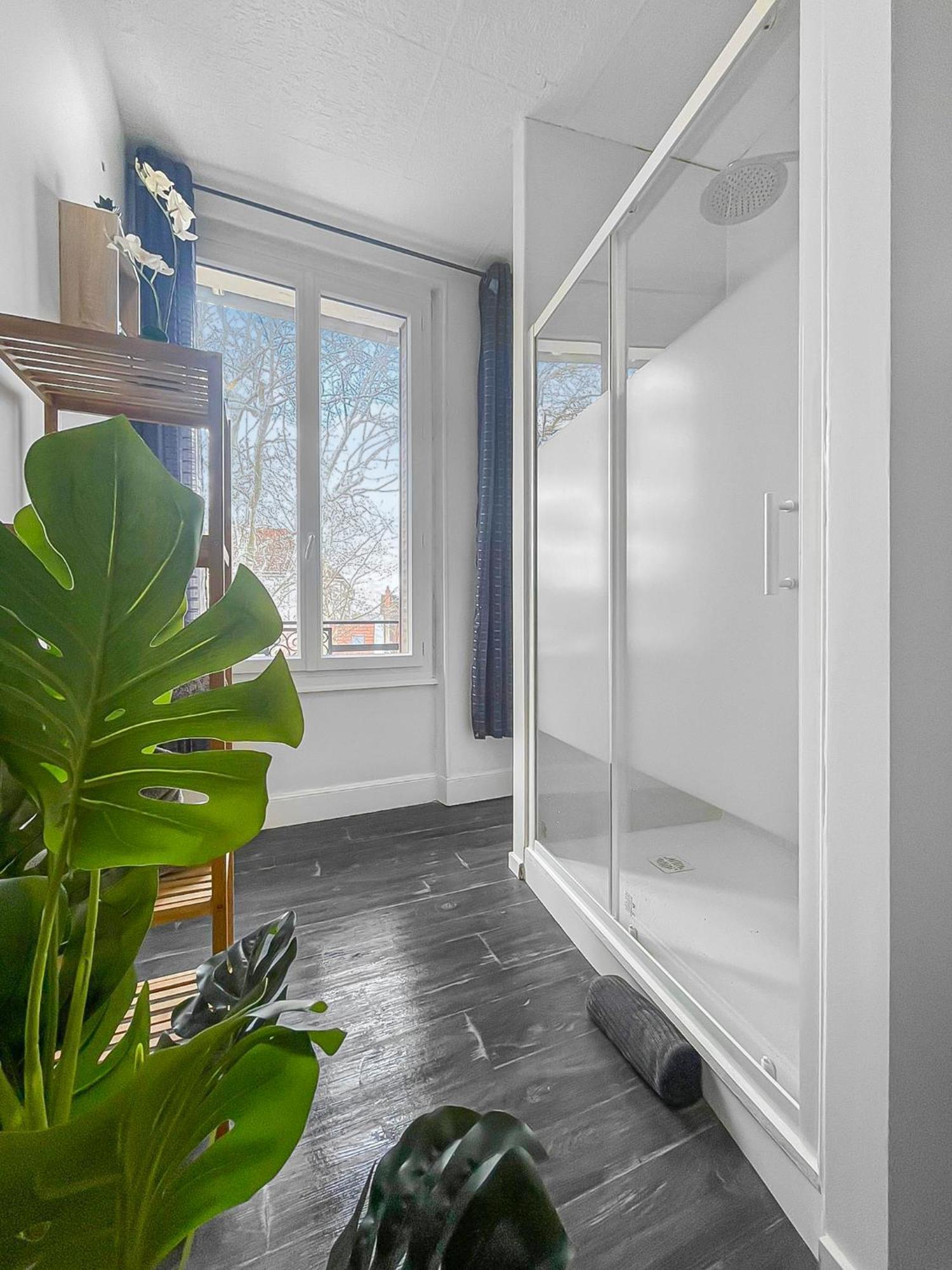 Balade A Montlucon Apartment Екстериор снимка
