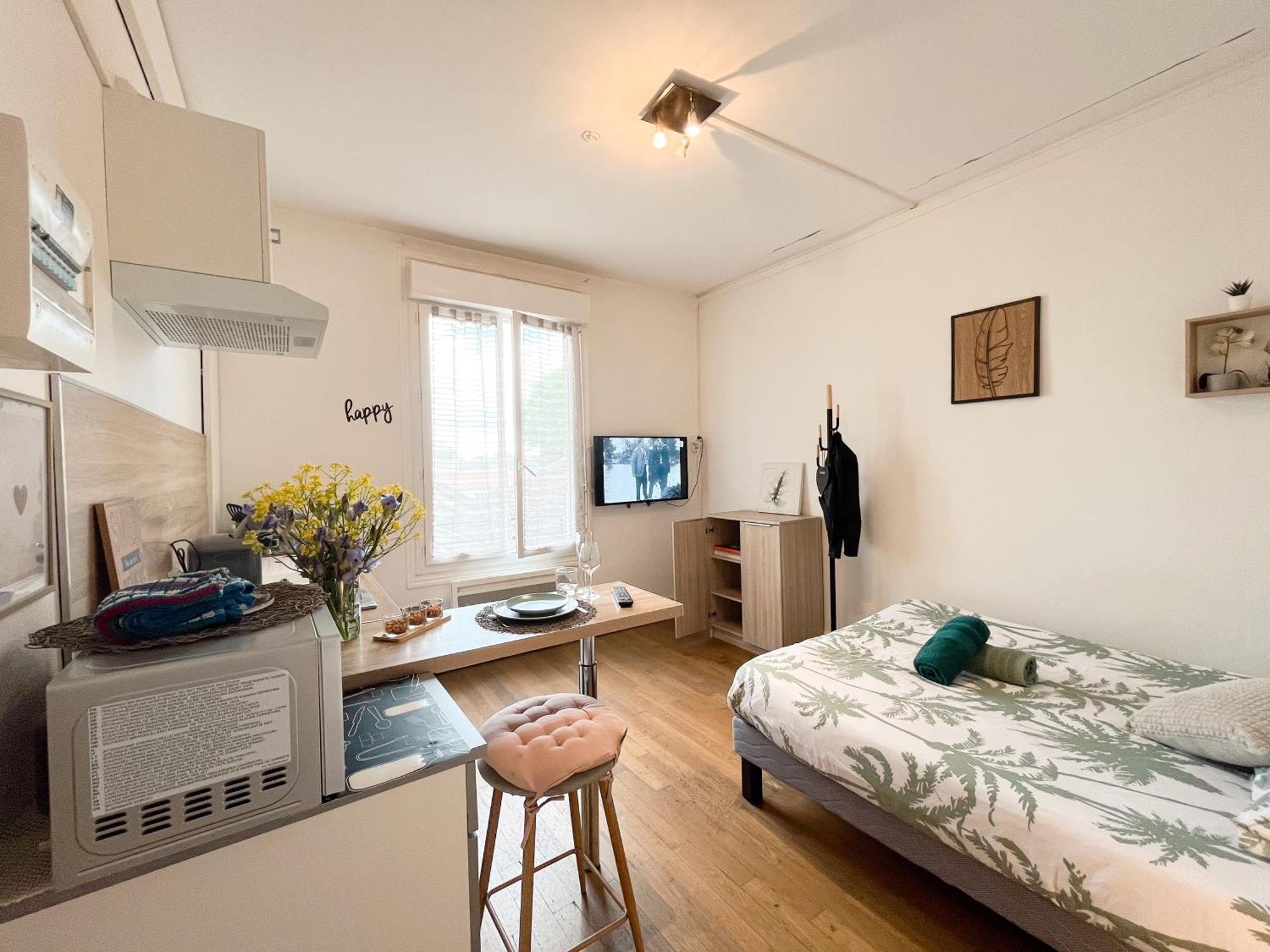 Balade A Montlucon Apartment Екстериор снимка